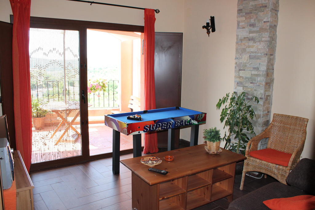 El Planet De Maella: Jacuzzi Retreat Near Peñíscola And Morella Holiday home *