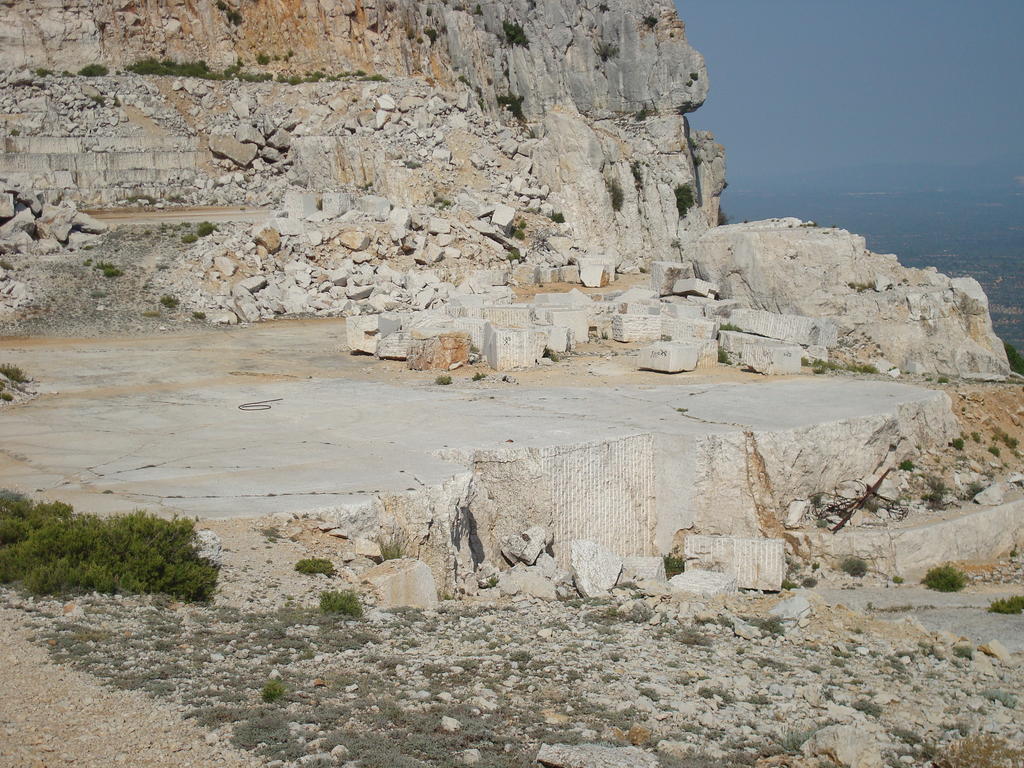 El Planet De Maella En Castellon Con Jacuzzi En Xert Cerca De Morella Chert
