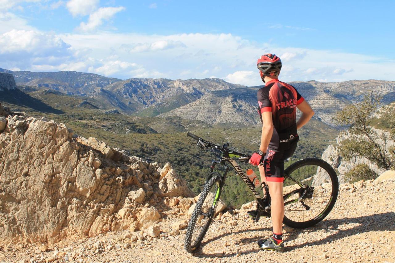 El Planet De Maella En Castellon Con Jacuzzi En Xert Cerca De Morella * Chert